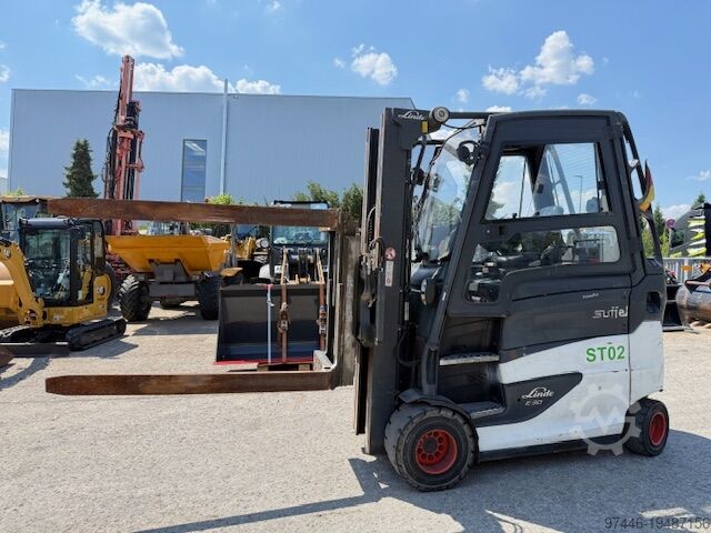 4-wheel forklift Linde E30HL