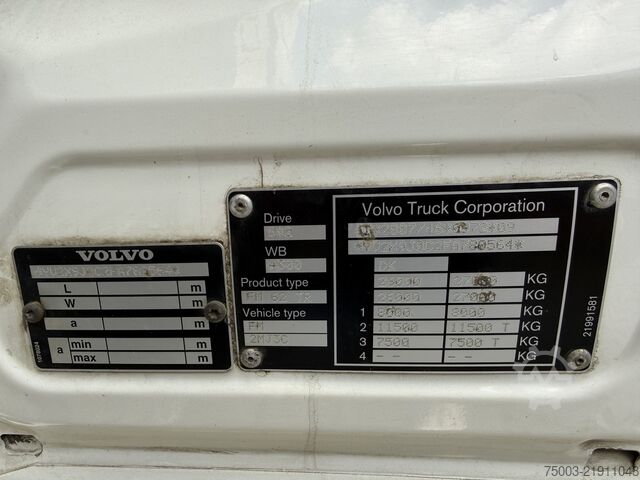 Truck chassis Volvo FM 330 6X2*4