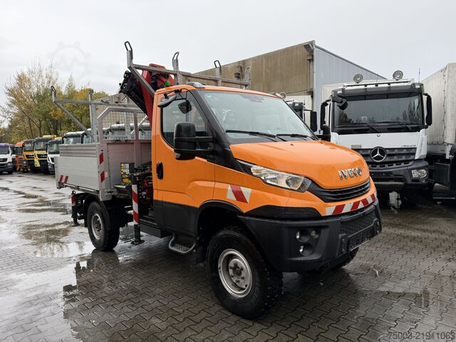 Pick-up van Iveco Daily 55S18W 4X4 Palfinger PK 7.501
