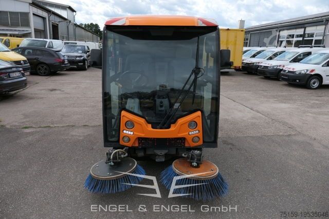 Kehrmaschine Johnston CN200 Sweeper