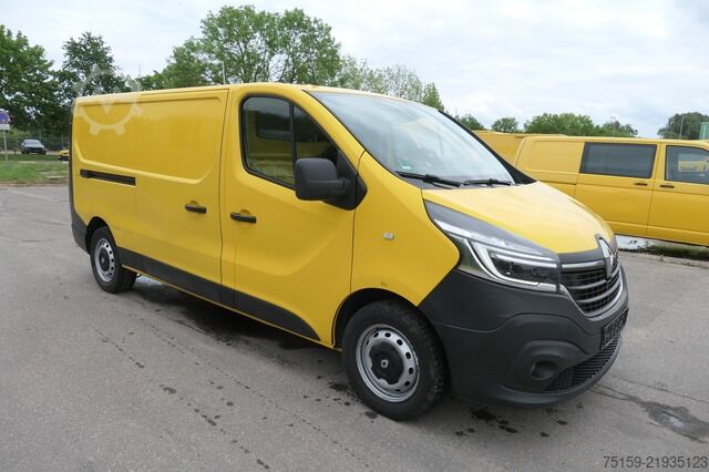Panel van renault Trafic dCi 120 L2H1 3,0t Komfort