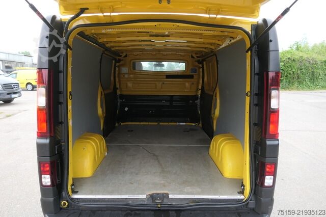 Panel van renault Trafic dCi 120 L2H1 3,0t Komfort