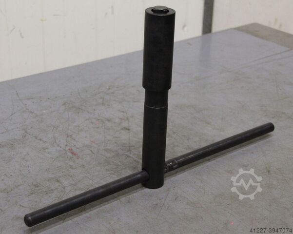 Dreibackenfutter Schlüssel unbekannt vierkant 17 mm