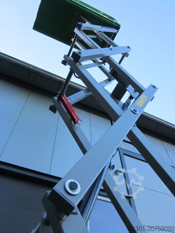 Scherenarbeitsbühne mit auto. Abstützung FRONTEQ FS0812L