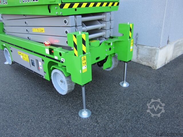 Scherenarbeitsbühne mit auto. Abstützung FRONTEQ FS0812L