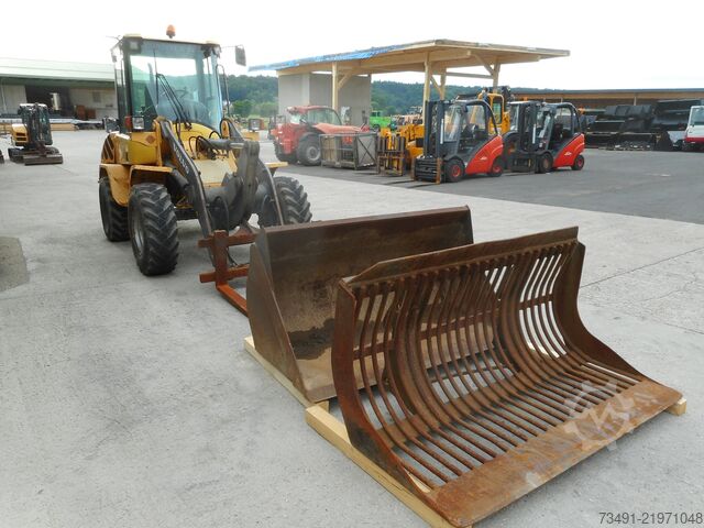 Loader Volvo L30B-Z