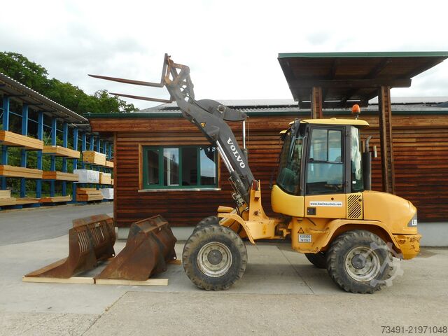 Loader Volvo L30B-Z