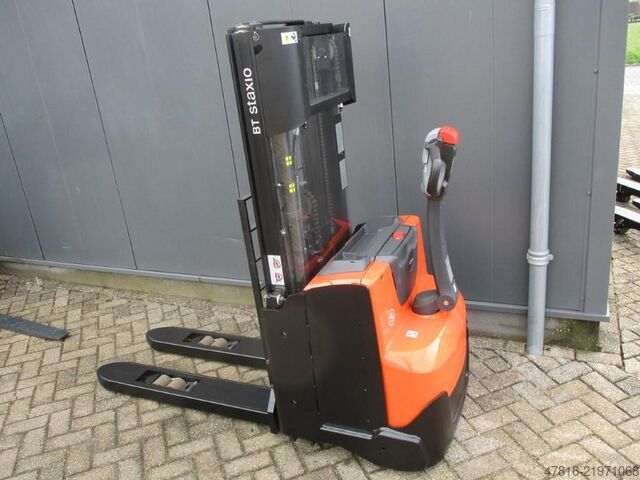 High lifting pallet truck TOYOTA SWE140L