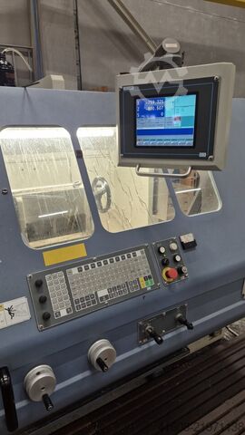 Lathe -  cycle-controlled CMT URSUS TCH 800-3000-137