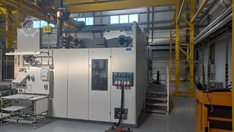 Injection molding machine ENGEL DUO 12060/1700
