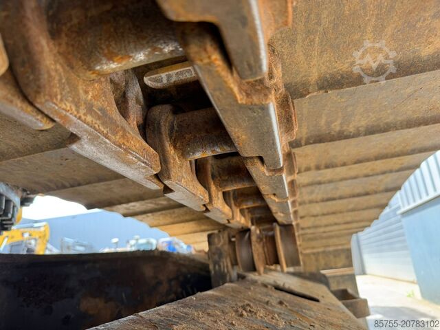 Raupenbagger Caterpillar 323