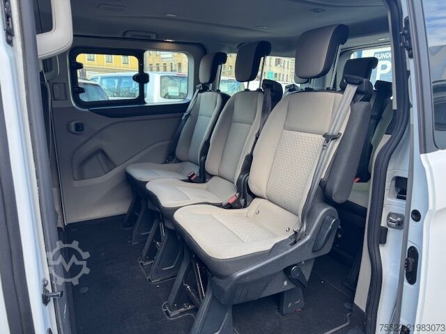 Minibus Ford Tourneo Custom - 2 Schiebetüren