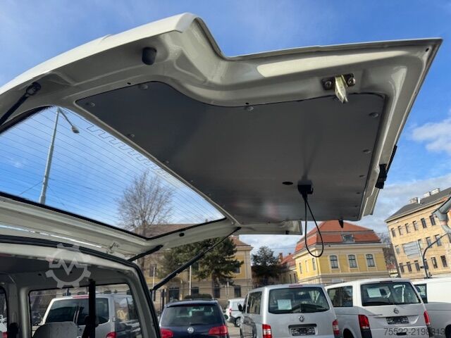 Minibus VW T 4 Bus Syncro - viele neue Blechteile