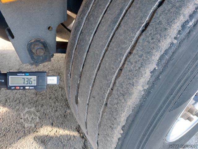 Kühlauflieger SCHMITZ CARGOBULL SKO24/L-13.4 FP 60- THERMO KING-Rohrbahnen