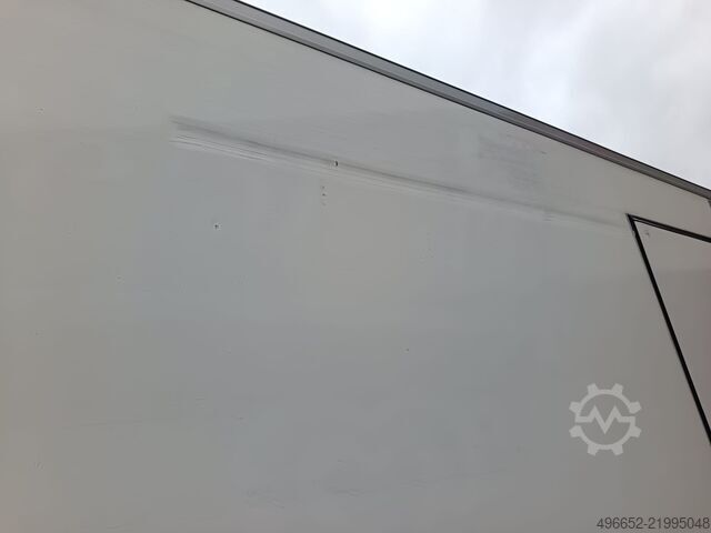 Refrigerated truck renault midlum d 220