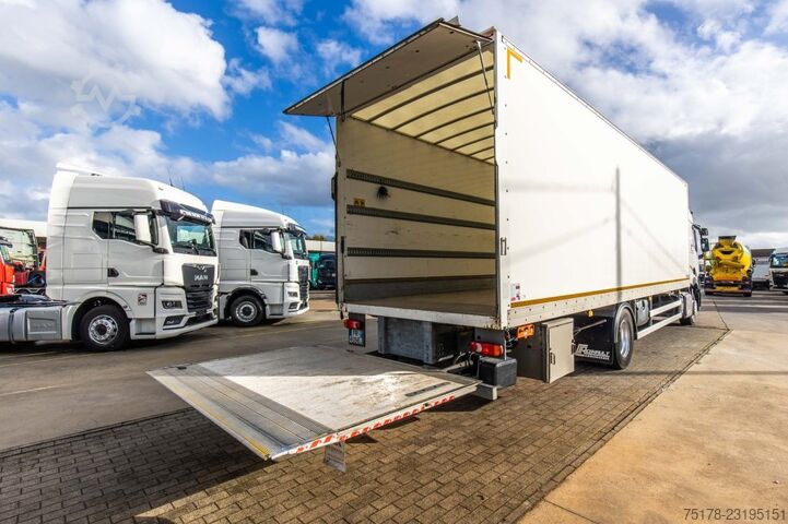 RENAULT T 380+DHOLLANDIA 2T. RENAULT T 380+DHOLLANDIA 2T.