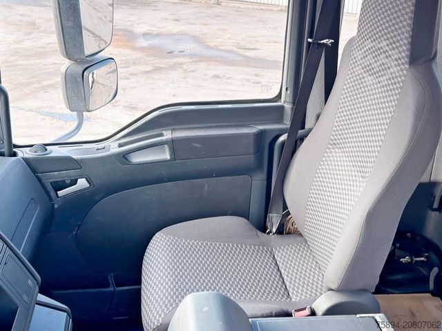 Kipper LKW MAN TGA 26.350 * KIPPER 4,90m + TEREX ATLAS * 6x4 *