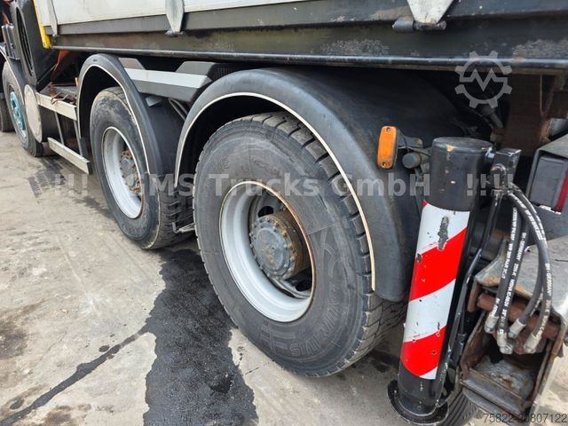 Standard tractor unit DAF 95XF / 8X4 / 35m Palfinger Kran PK 90002 / Winch
