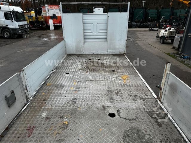 LKW mit Pritsche (offen) MERCEDES-BENZ Atego 1228L 4x2 Pritsche 12t.