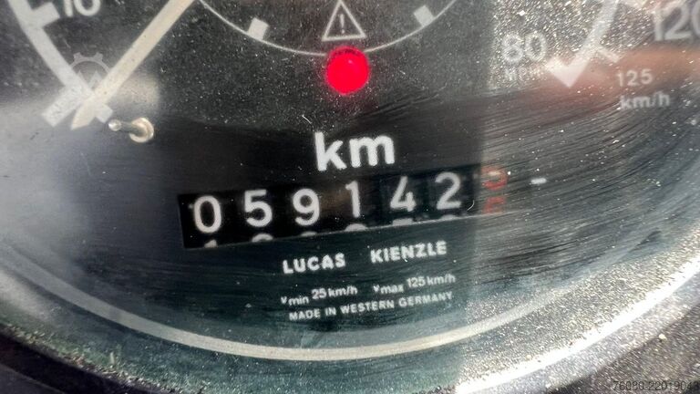 Löschfahrzeug DAF 1700 ATI (FIRETRUCK / 60.000 KM / MANUAL PUMP /...