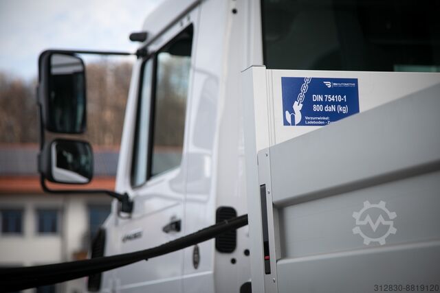Autokran Mercedes-Benz Unimog Kranimog U4023 mit Ladekran und Seilwind