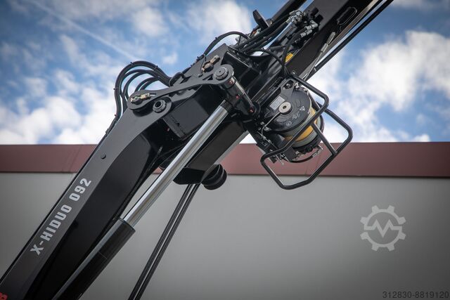 Autokran Mercedes-Benz Unimog Kranimog U4023 mit Ladekran und Seilwind