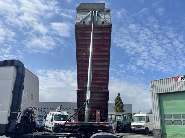 Tipper Stas Volume  40m3, 3 axels spring, Alu