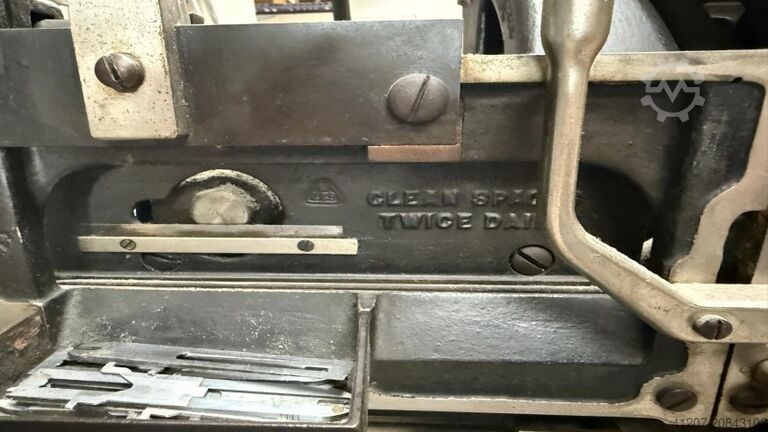 1 Farben Linotype Modell I.D