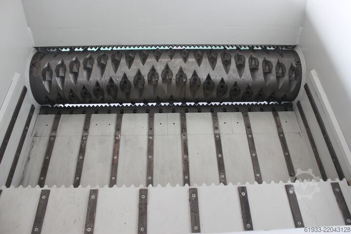 Single Shaft Shredder Genox BH2200