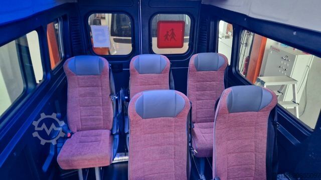 Kleinbus FIAT Opel Movano und Ducato Flexiboden 6 Schienen