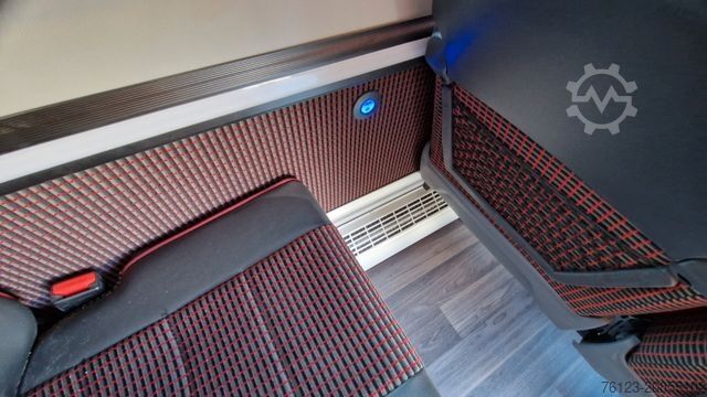 Kleinbus MERCEDES-BENZ Sprinter Lord Comfort 14 Sitzer Inselhüpfer