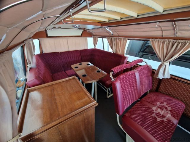 Kleinbus MERCEDES-BENZ Vorgänger Sprinter O 319 Samba mit Faltdach AC