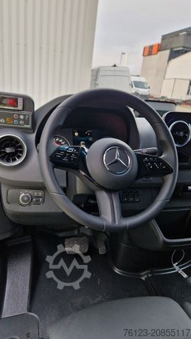 Kleinbus MERCEDES-BENZ Sprinter Lord Comfort 12 Sitzer In Stock