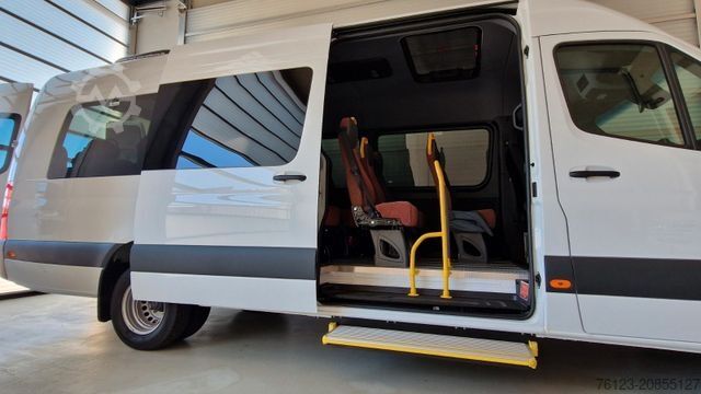 Kleinbus MERCEDES-BENZ Sprinter Lord Light 22 Sitzer 5 x Lagerfahrzeug
