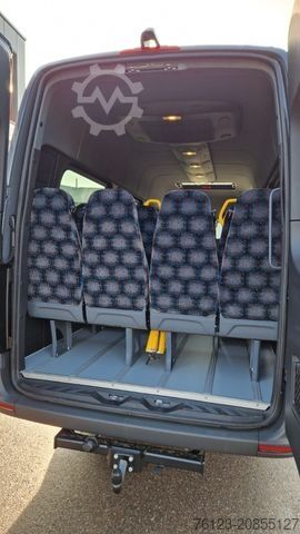 Kleinbus MERCEDES-BENZ Sprinter Lord Light 22 Sitzer 5 x Lagerfahrzeug