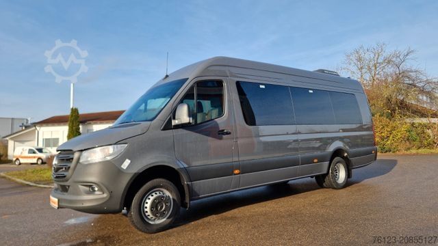 Kleinbus MERCEDES-BENZ Sprinter Lord Light 22 Sitzer 5 x Lagerfahrzeug