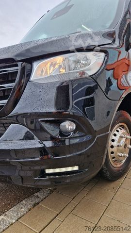 Kleinbus MERCEDES-BENZ 519 Sunset S 4 Ferqui Chasis 907 Vorlauffahrzeug