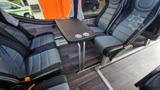 Kleinbus MERCEDES-BENZ 519 Sunset S 4 Ferqui Chasis 907 Vorlauffahrzeug