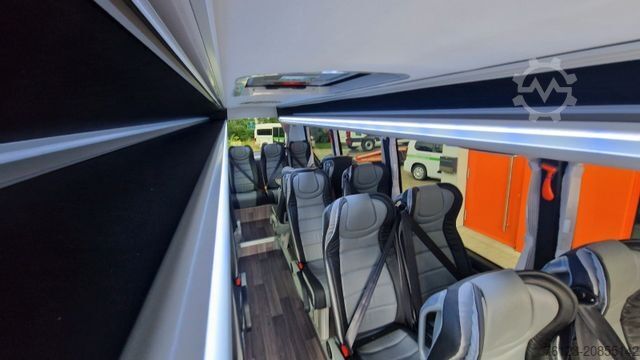 Kleinbus MERCEDES-BENZ 519 Sunset S 4 Ferqui Chasis 907 Vorlauffahrzeug