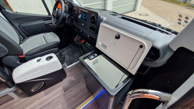 Kleinbus MERCEDES-BENZ 519 Sunset S 4 Ferqui Chasis 907 Vorlauffahrzeug