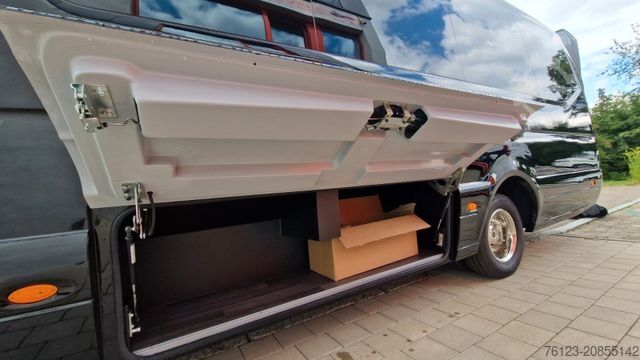 Kleinbus MERCEDES-BENZ 519 Sunset S 4 Ferqui Chasis 907 Vorlauffahrzeug