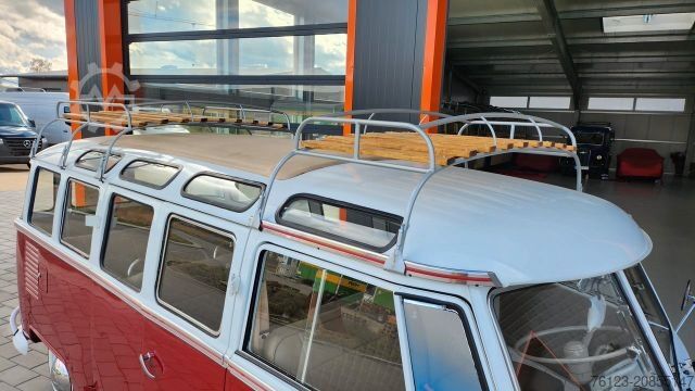 Kleinbus VOLKSWAGEN T 1 Samba mit Safarifenster