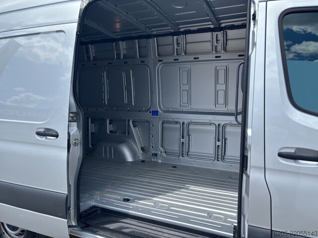 Panel van Mercedes-Benz Sprinter 315 CDI Kasten Hochdach AHK