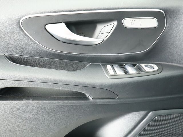 Kleinbus Mercedes-Benz eVito 129 Tourer PRO Lang ACC AUT DynLicht Kam.