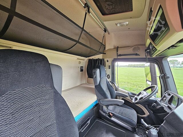 Standard-SZM MERCEDES-BENZ ACTROS 1843