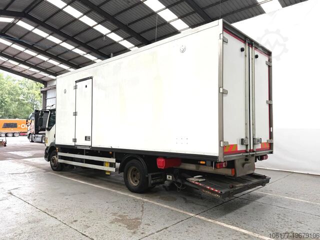 Refrigerated/frozen transport DAF LF 55.220 CARRIER SUPRA 950MT FRIGO