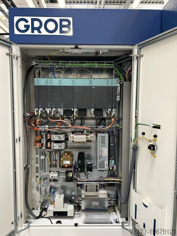 5-axis universal machining center GROB-WERKE G350