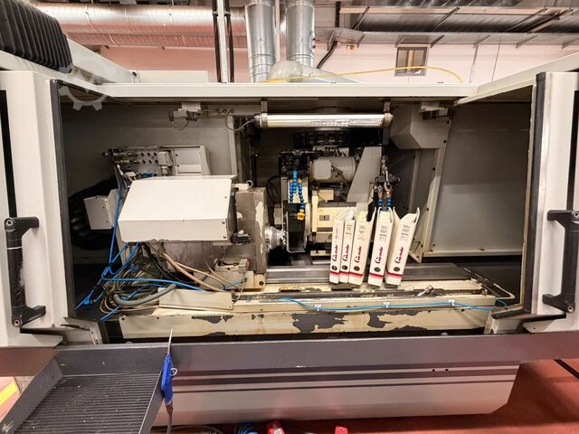 Cylindrical grinding machine Studer S40