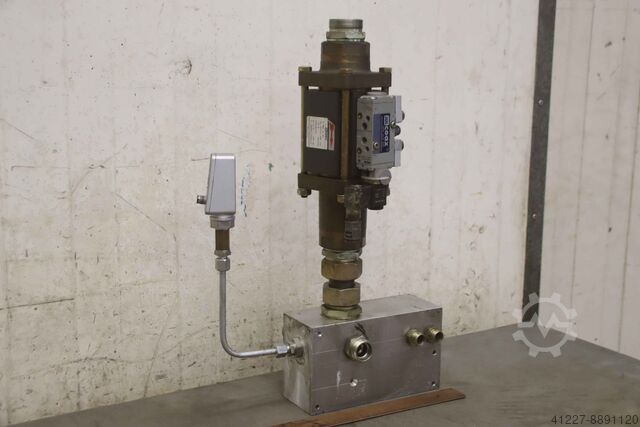 Hydraulik Steuerblock Parker coax Santenberg SCPSDVMK 32 NC GTC S 2