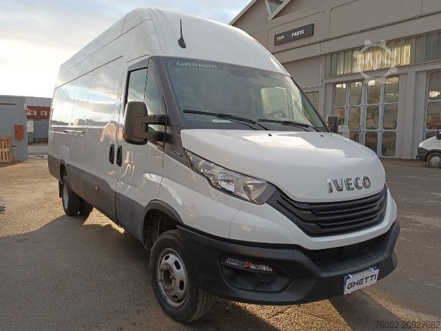 Panel van IVECO 35C14